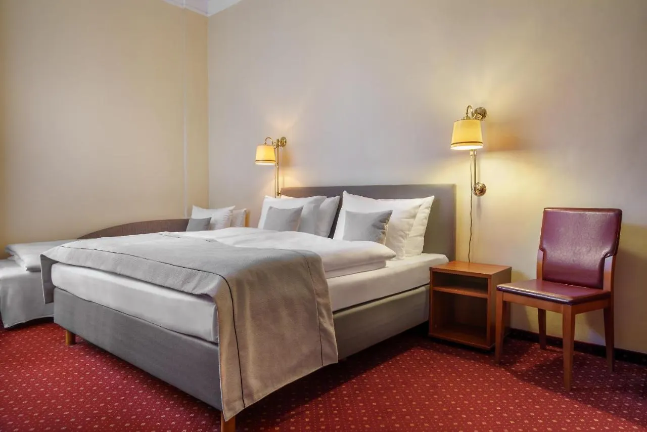 Hotel Kronprinz Hamburg Hauptbahnhof 3*,