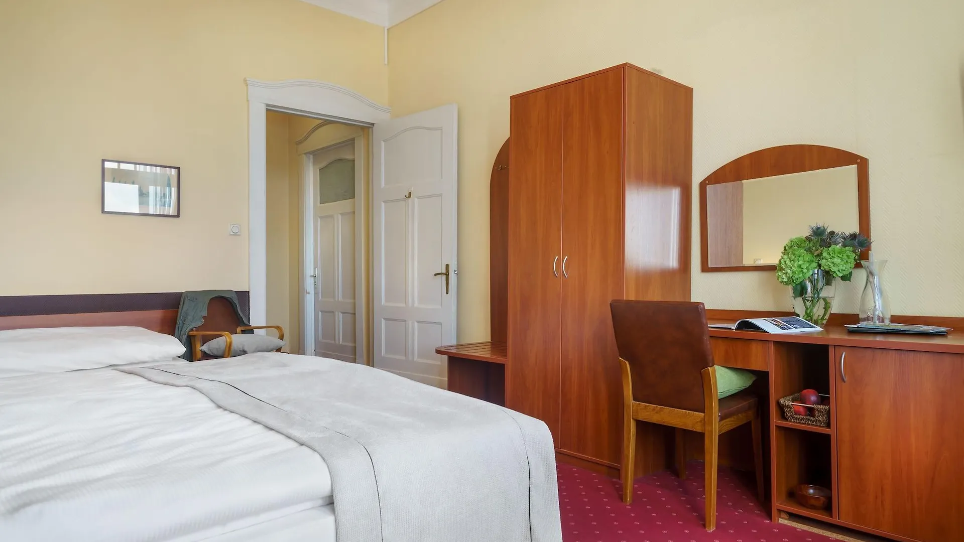 Hotel Kronprinz Hamburg Hauptbahnhof