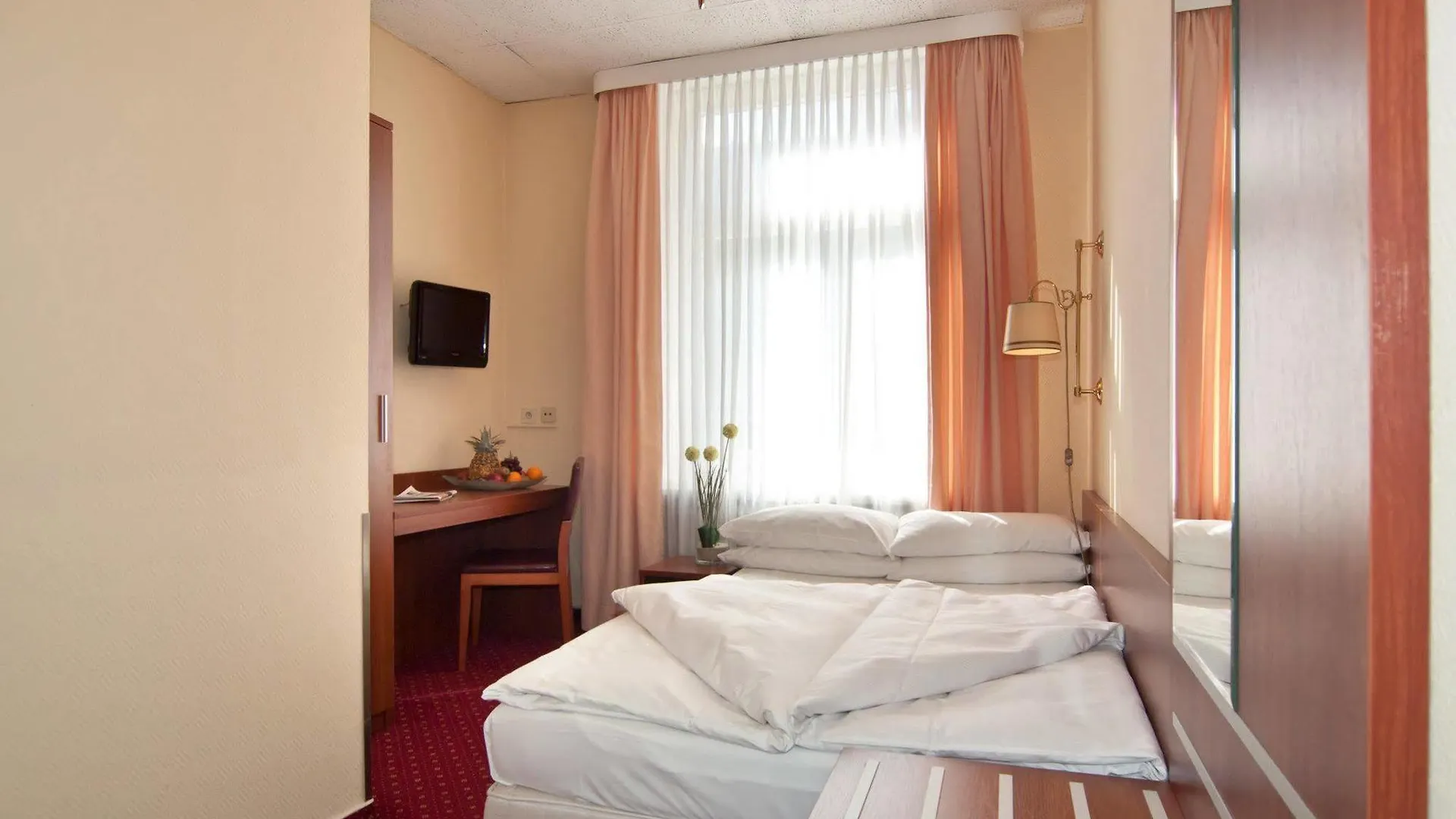 Hotel Kronprinz Hamburg Hauptbahnhof Duitsland